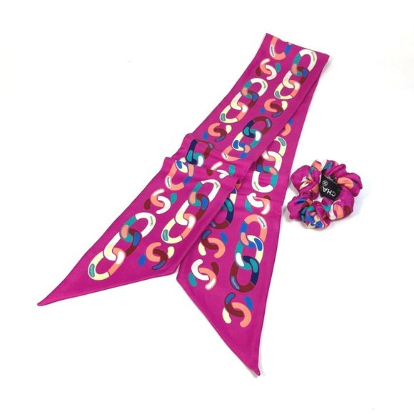 CHANEL Pink Scarf - Picture 1 of 14